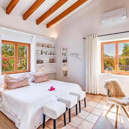 Finca Can Llum *