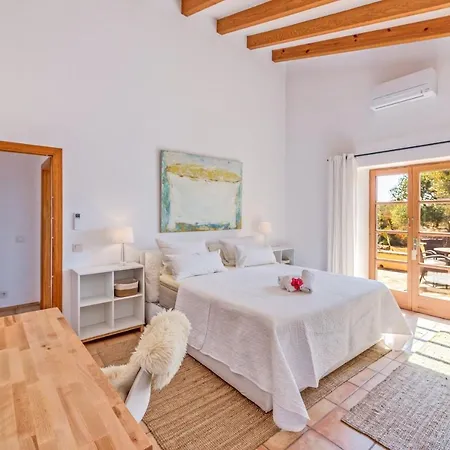 Finca Can Llum Villa